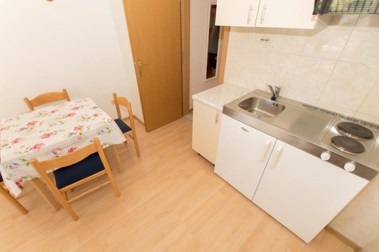 Sea View Apartments Borie Krvavica Ngoại thất bức ảnh